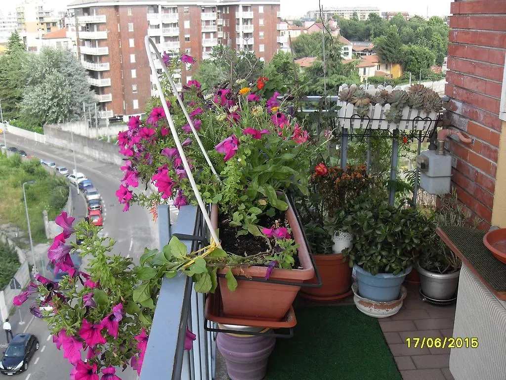 Milan House Hotel 0*,  Italy