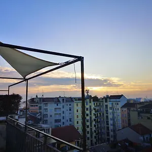 milan-skyline-apartment.italymilanhotels.net/